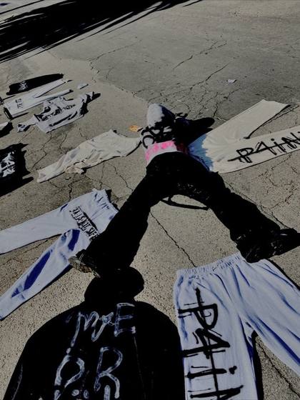 LA IS NOT SAFE — photo 87