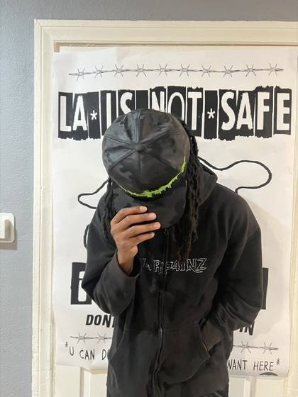 LA IS NOT SAFE — photo 312